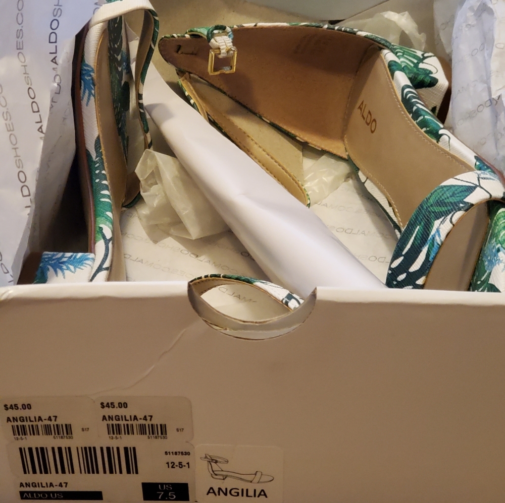 SOLD    Aldo shoes